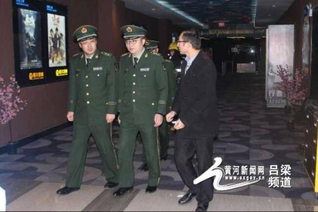 吕梁消防支队支队长岳鹏深入辖区开展消防监督