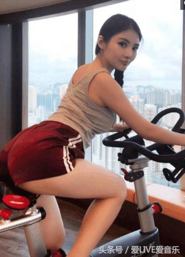 徐冬冬感恩节晒健身照,网友调侃"大屁股冬",她2字高情商回复