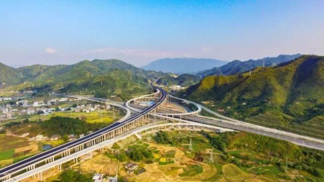 重磅喜讯 |龙川这条高速公路下个月就通车啦!