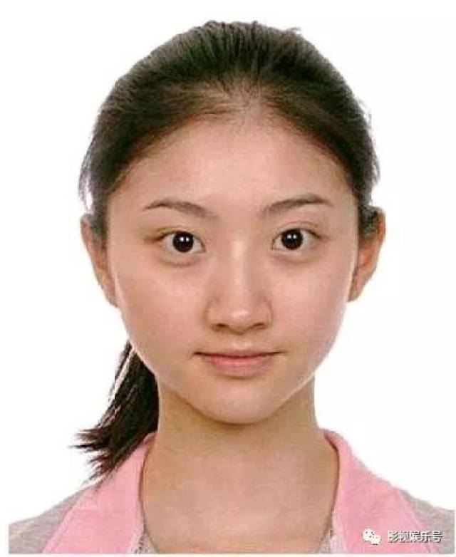 近三十位女星证件照曝光,高圆圆好看佟丽娅温