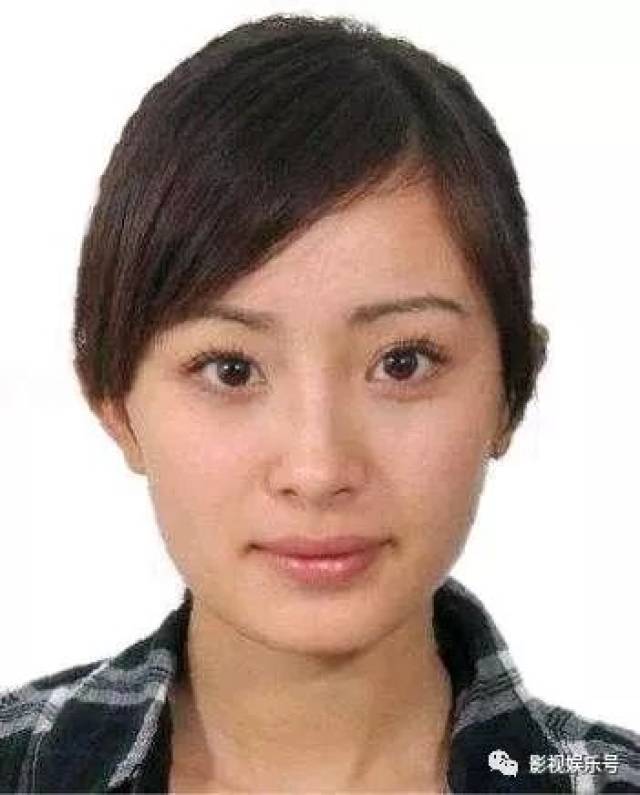 近三十位女星证件照曝光,高圆圆好看佟丽娅温