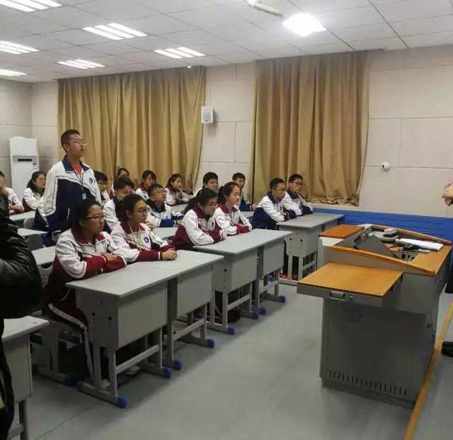 烟台大学法学院法律志愿服务中心赴牟平区文化第二初级中学普法宣传