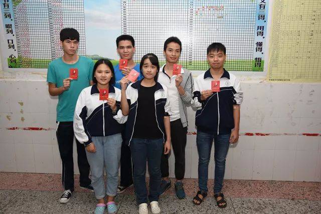化州市官桥中学无偿献血工作再创佳绩