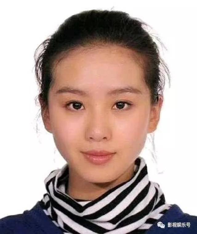 近三十位女星证件照曝光,高圆圆好看佟丽娅温