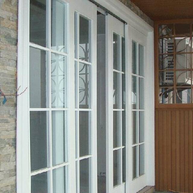 很多人纠结厨房门的安装,推拉门,吊轨,地轨,究竟哪种好?