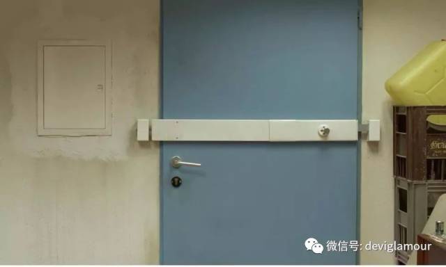 这些成年人,匿名讲述了自己童年的性侵经历