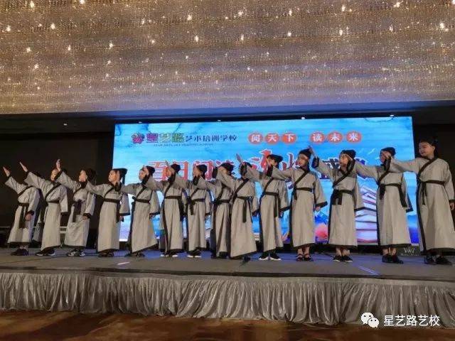 【百日社】第二期星闻期待v盛典盛典阅读你的到之夜新婚情趣用品图片