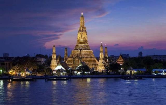 泰国芭提雅超豪华海景房