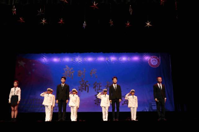 今夜,我们怦然“新”动