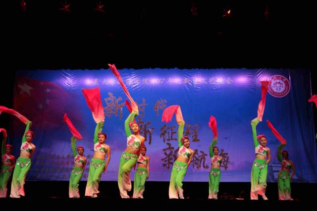 今夜,我们怦然“新”动