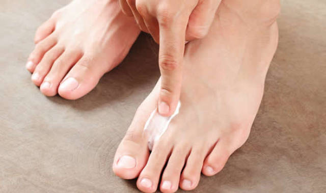 牙膏也能治脚气,一起学起来!