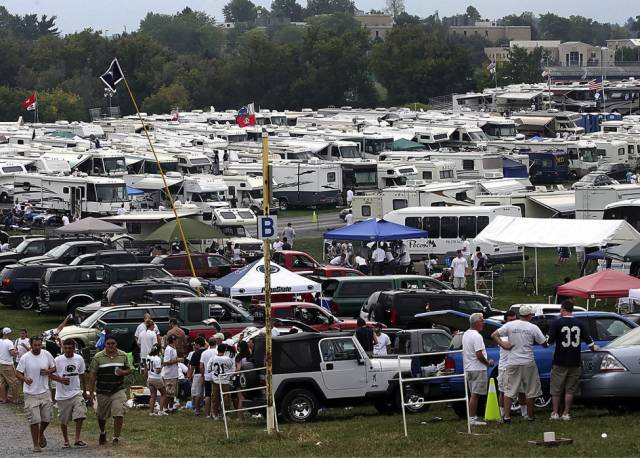 psu beaver stadium 是美国第二大,天下第三大的行为馆,美国第一大的