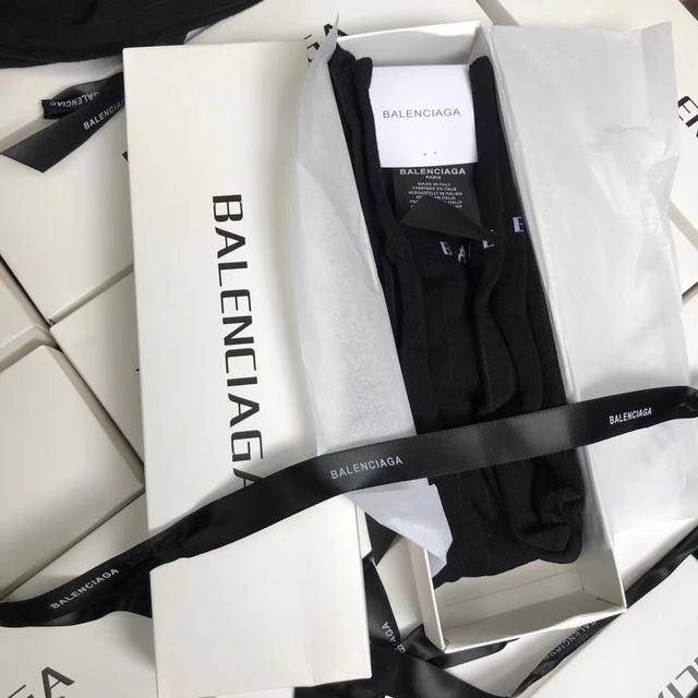 巴黎世家balenciaga 17秋冬纯棉女士过膝袜