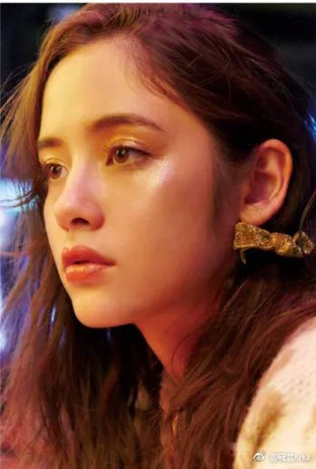 美到窒息的厌世颜长什么样?98年的混血麻豆