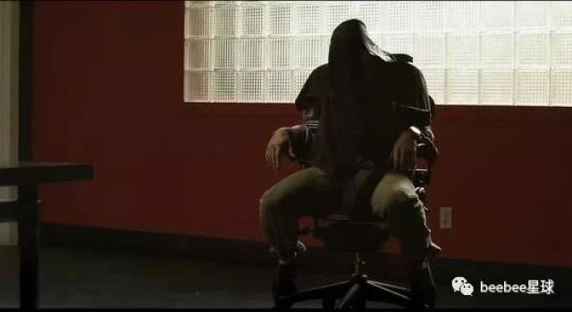 这个电影讲了一个14岁少女对恋童癖的复仇