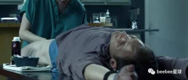 这个电影讲了一个14岁少女对恋童癖的复仇