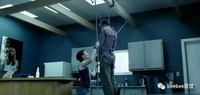 这个电影讲了一个14岁少女对恋童癖的复仇