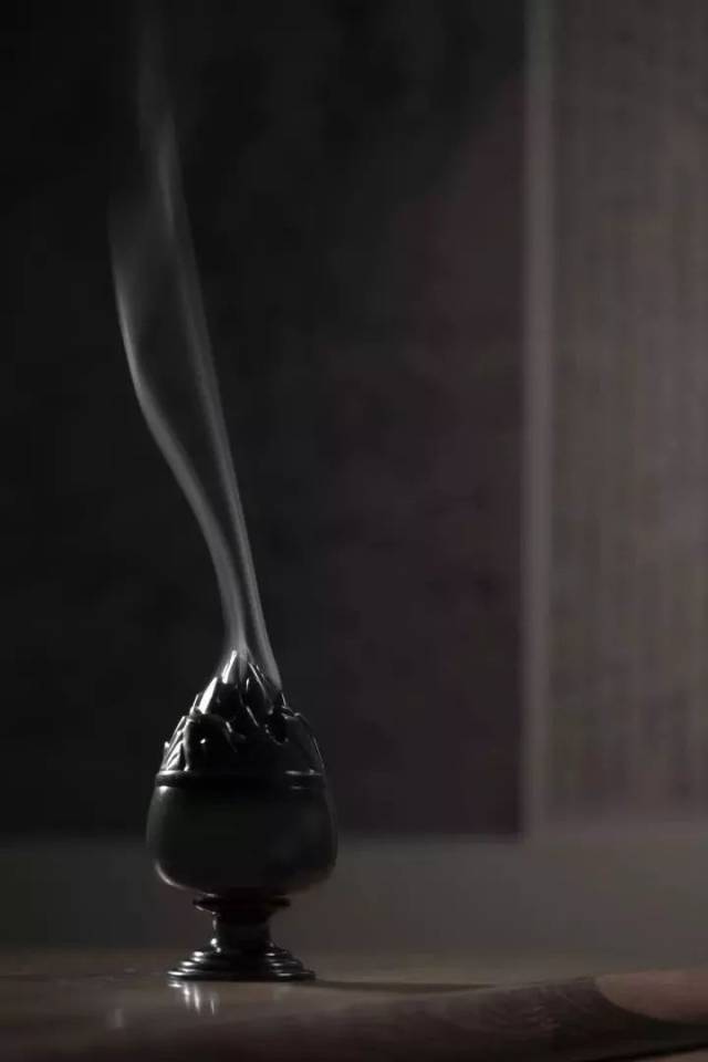 闲坐焚香,静气明神