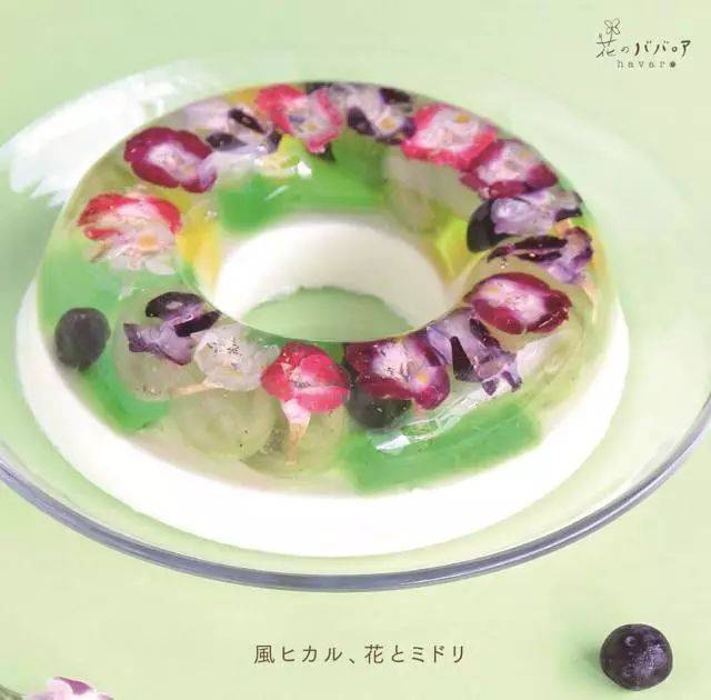 迷死人的花瓣果冻蛋糕,美到让你舍不得吃下去!