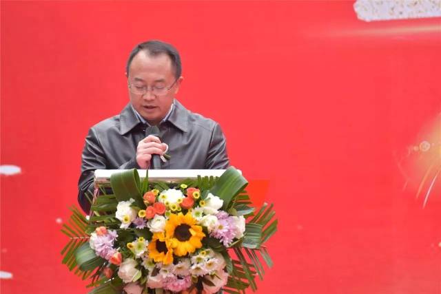 区委常委,区人民政府常务副区长王启云致辞