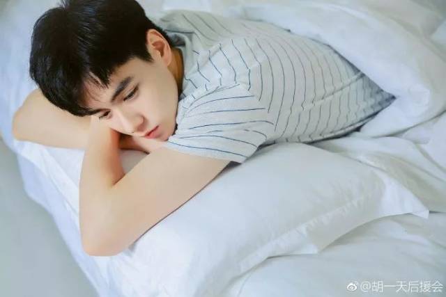 明明是一部神级撩妹教科书!江辰,你是不是想骗