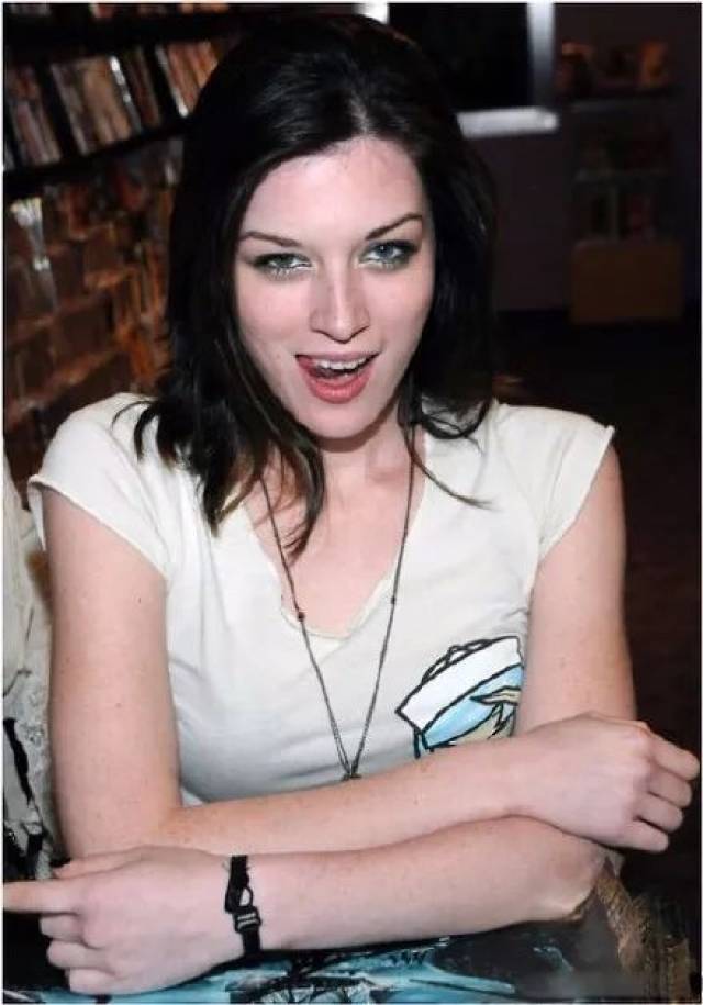 【妹纸杂图】stoya doll艾薇界的白雪公主