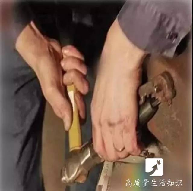 螺丝生锈拧不开螺丝束手无策?这个方法分分钟解决!不