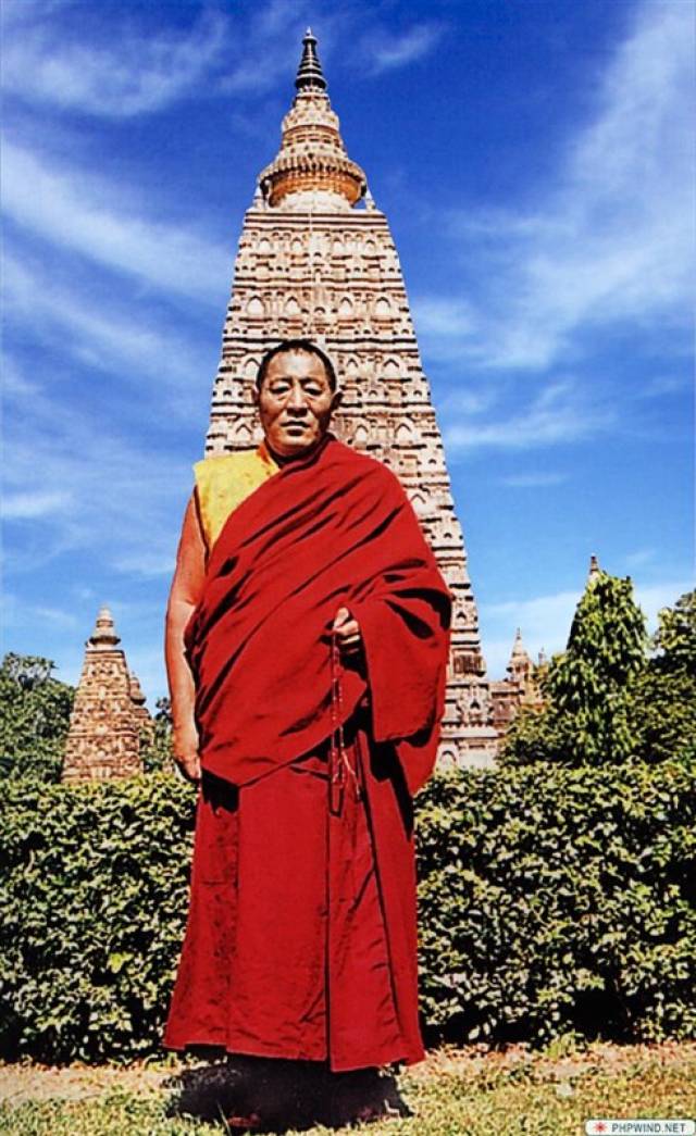 大圆满道歌和传记,凡是与法王如意宝结缘的众生都能往生极乐世界!