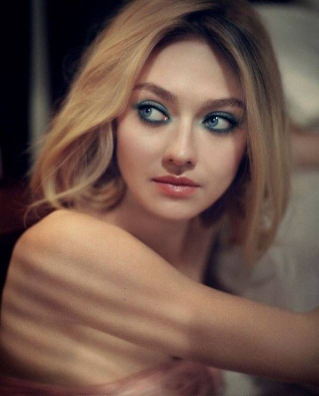 美国十大最美90后女明星