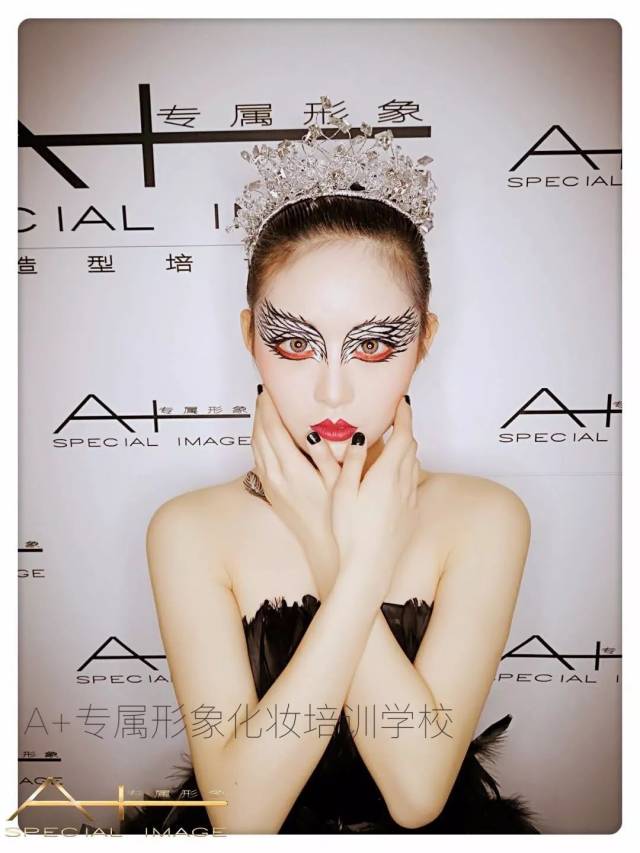 a 专属形象|cosplay化妆课堂