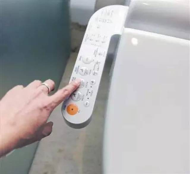 6cadc78f8de5473593864ed7c92382bf.jpeg