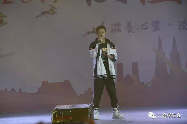 者:杜晓涵 表演者:明倩 havana 表演者:曾典 表演者:张逸驰&张旭华