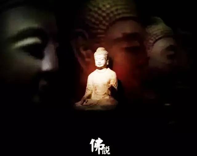 "说完又跪拜几次,这才起身离开.