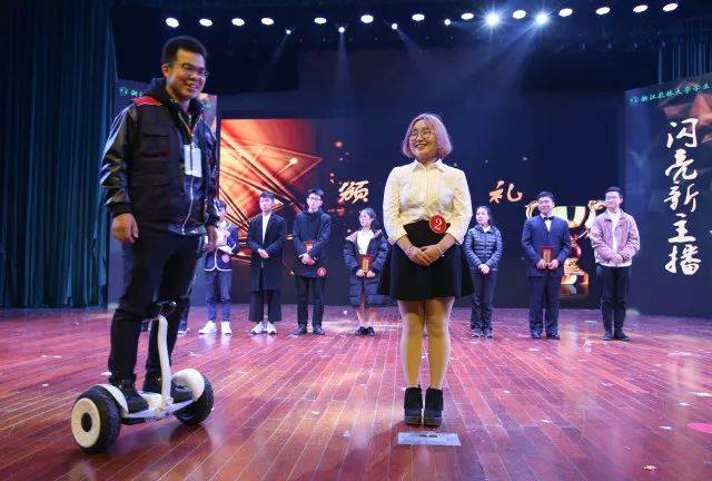 233d10f51d7043dca8ef5157457422d6.jpeg