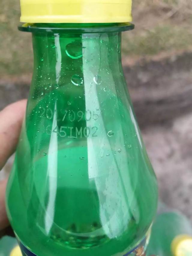 曝光!假雪碧害人不浅,多人进医院抢救,老板