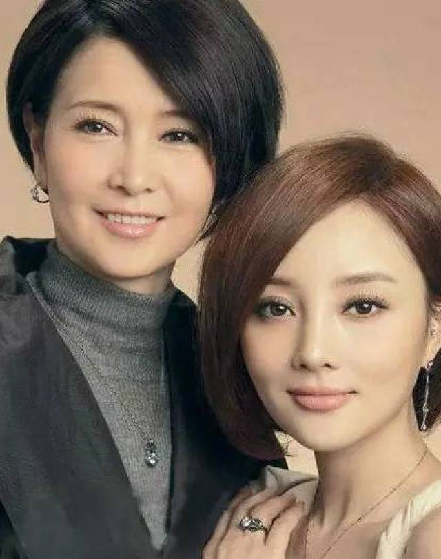 范冰冰弟弟范丞丞即将出道,颜值超高却被质疑整容…原来朴灿