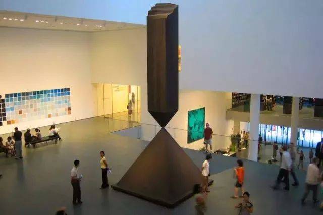 the museum of modern art (moma) 现代艺术博物馆