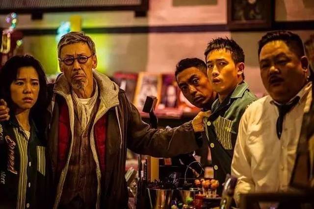 范冰冰弟弟范丞丞即将出道，颜值超高却被质疑整容…原来朴灿