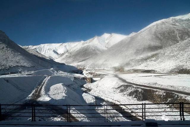 赏祁连雪地绝景 归故里一路顺风 金秋北疆行摄