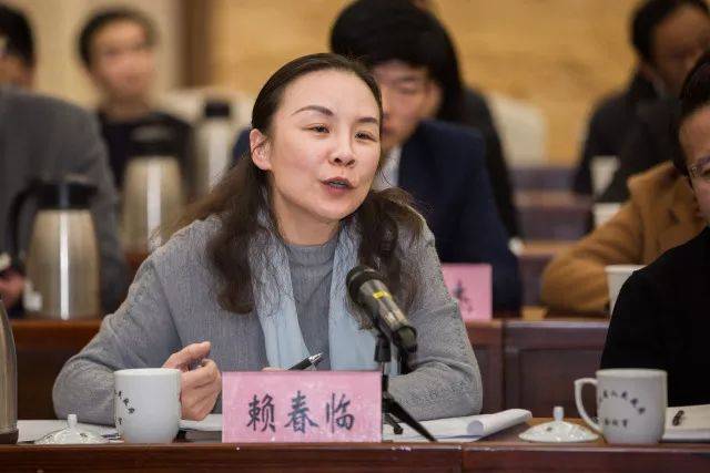 湖北盛天网络技术股份有限公司董事长赖春临也分享了自己在金融业务上