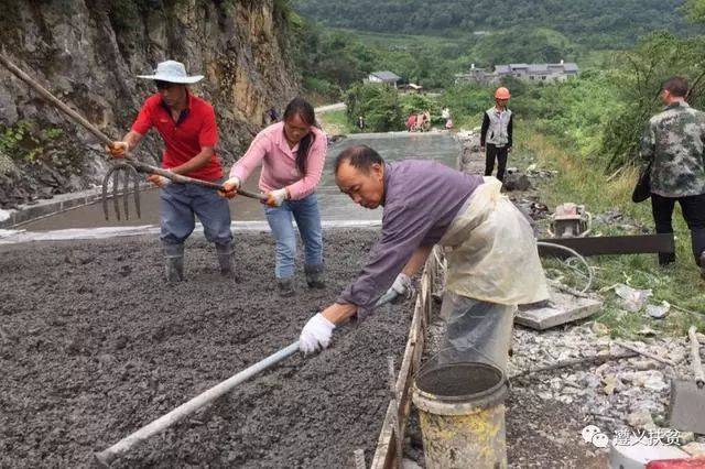 桐梓县黄莲乡:青山变金山 苦尽甘正来