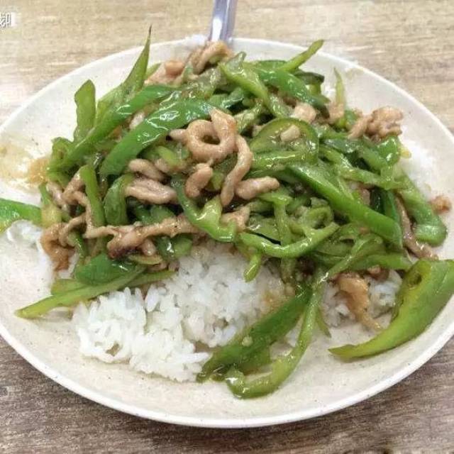 黄焖鸡米饭用英语怎么说?