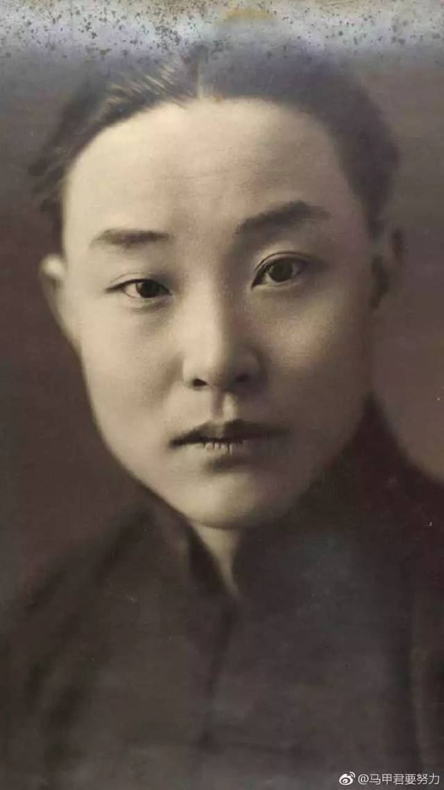 嬉戏头条|民国京剧大师们在知乎上出现,是怎样的画风?