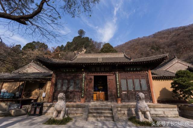 藏在秦岭山中的净业寺大有来头 从山门到寺院需爬山1小时香客稀少