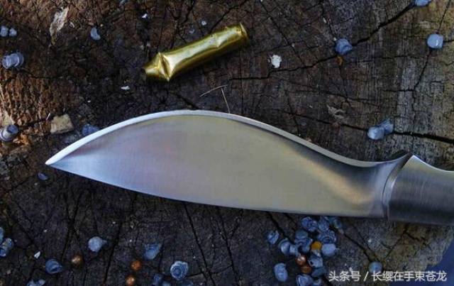 削铁如泥的廓尔喀狗腿弯刀