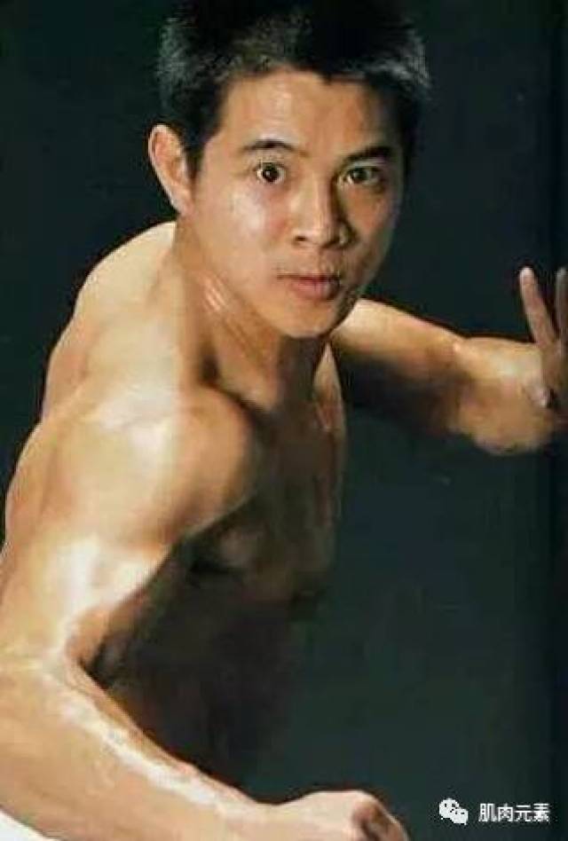 谁的最有型 吴京肌肉秀 甄子丹武打动作十分凌厉 中国传统武术里结合