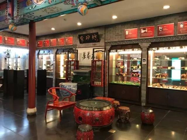 吴裕泰的华丽蜕变:是老吴,也是小吴!