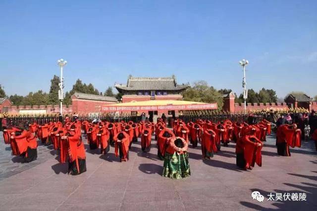 万名女性《礼仪之邦》汉服手语舞挑战吉尼斯纪