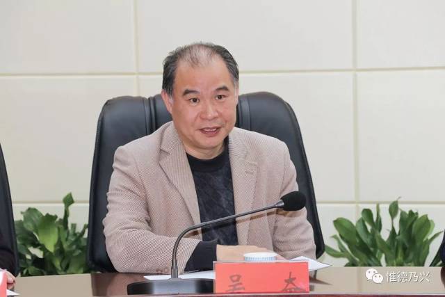上饶市委副秘书长吴奋,市民政局副局长王桂林,我市市委书记刘瑞英
