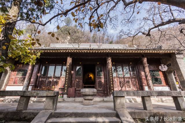 藏在秦岭山中的净业寺大有来头 从山门到寺院需爬山1小时香客稀少